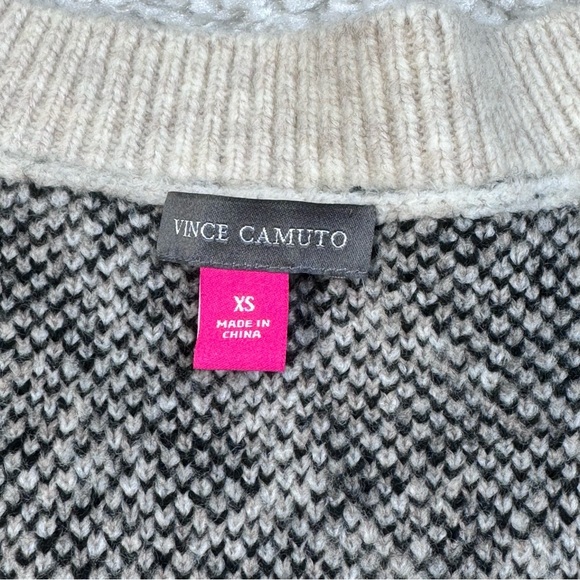 Vince Camuto Leopard Cheetah Print Soft Cozy Sweater. Vneck oversized XS - Picture 4 of 7